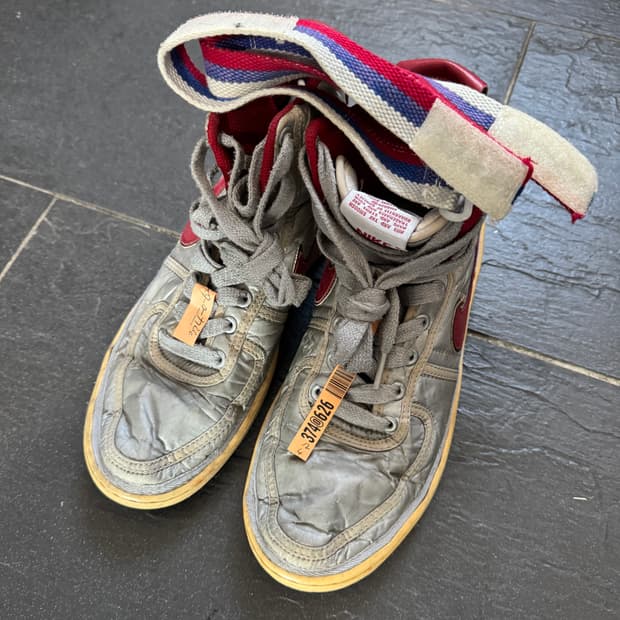 Nike 나이키 반달하이 슈프림 메탈릭실버 270