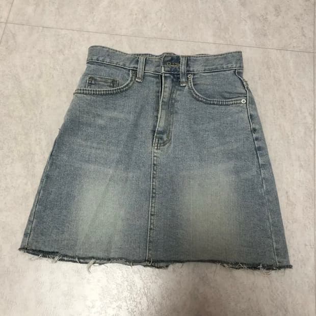 모디핏 자체 제작 포시즌 워싱 컷팅 데님 스커트 xs