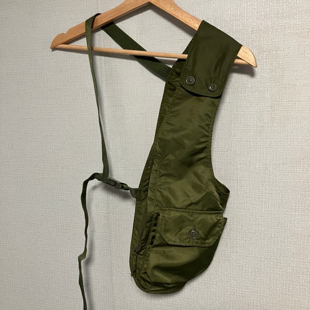 엔지니어드가먼츠 숄더베스트