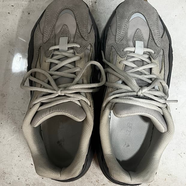 이지 700테프라 265 팝니다요~~