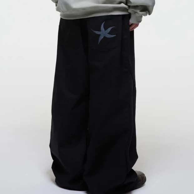 새상품, 오늘만 판매) 더콜디스트모먼트 치노팬츠 블랙 M