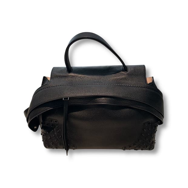 토즈 레더 스터드 토드백