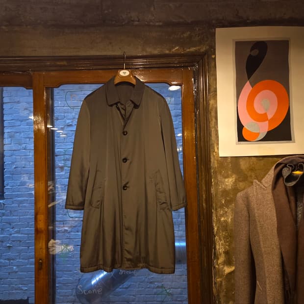 아르마니 꼴레지오니 패딩 맥코트