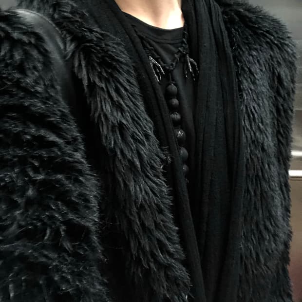 꼼데가르송 옴므 플러스 퍼 롱코트