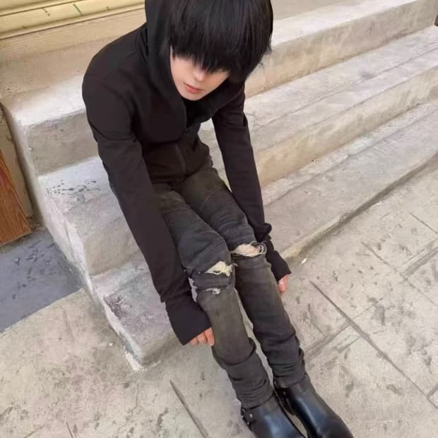 Balmain 디스트로이드 바이커 팬츠