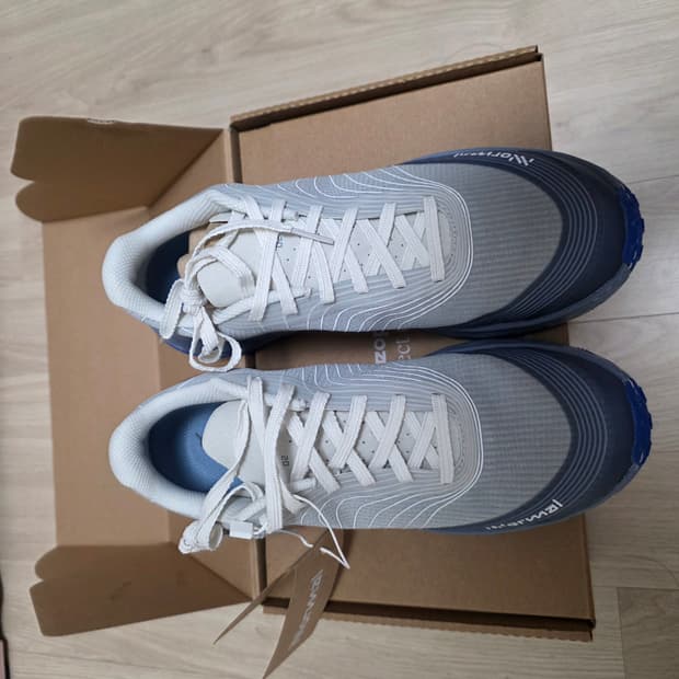 NNormal 토미르2 NN Blue 250 새상품 (EU 41⅓) 박스