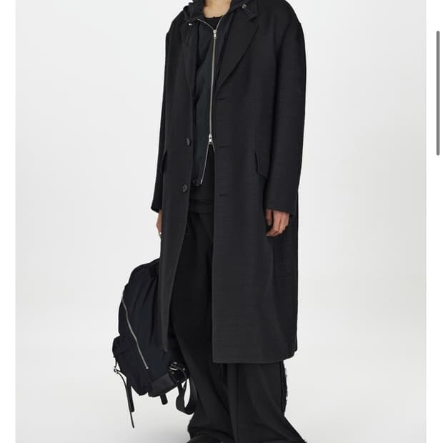 유스 23ss 체스터필드 코트 블랙