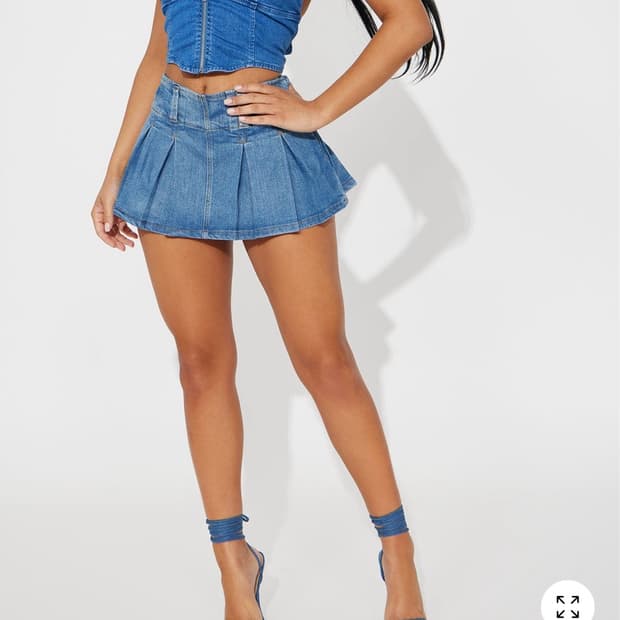 FASHION NOVA 청치마 SKORT