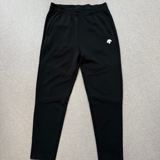 95사이즈 남성 데상트 트레이닝 바지 