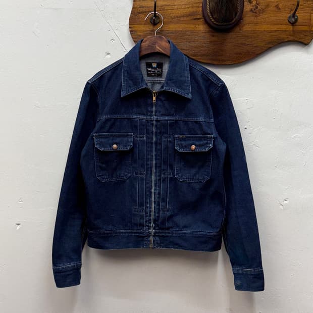 90s Wrangler Indigo Denim Trucker Jacket