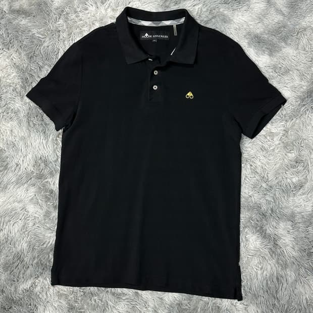 무스너클 블랙 폴로 반팔티 