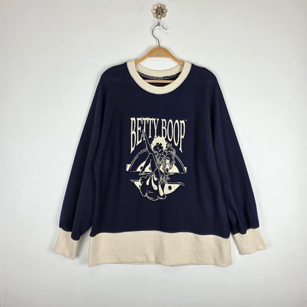 Betty boop 프린팅 롱 맨투맨