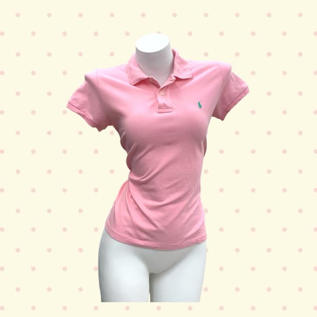 Polo a short-sleeved collar