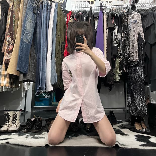 자수 포인트 오버핏 반팔 셔츠