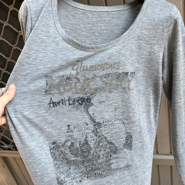 NONE vintage glamorous rock star tee