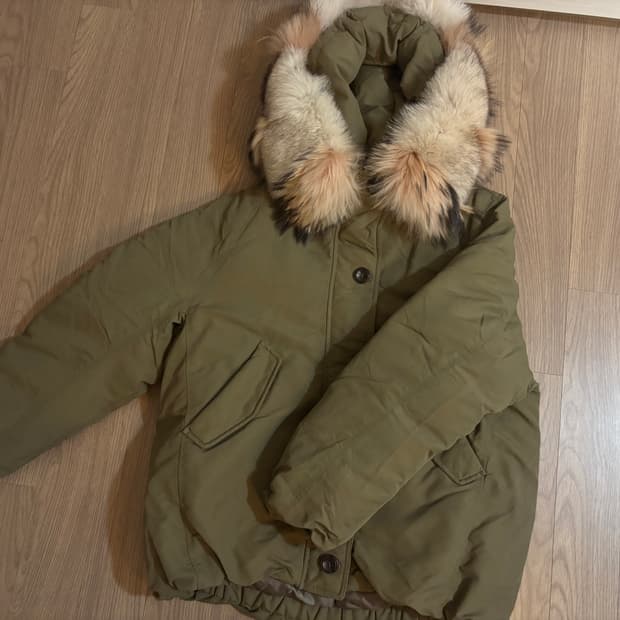 상태최상 지컷 빅사가퍼 구스다운 야상형 중기장 패딩 55(66가능)