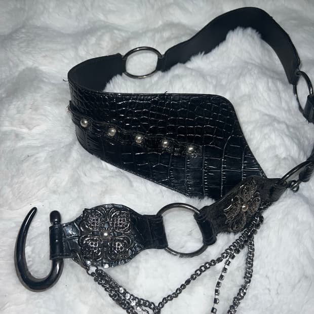 빈티지 블랙 크로크 체인 스터드 벨트