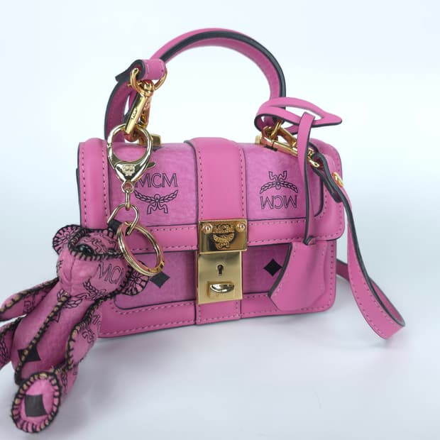 MCM 엠씨엠 비세토스 미니 트레이시 곰인형 키링 사첼백 핑크
