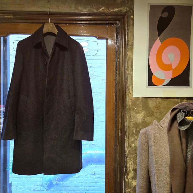 에디피체 트위드 맥코트