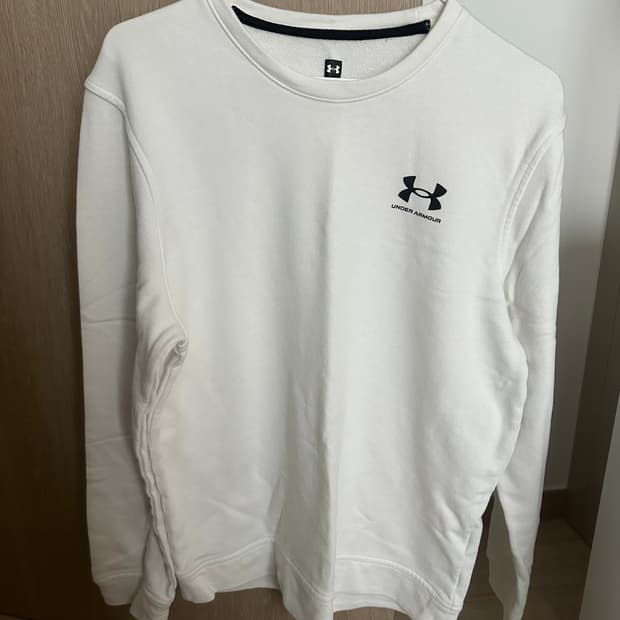 언더아머 맨투맨 롱슬리브 긴팔티