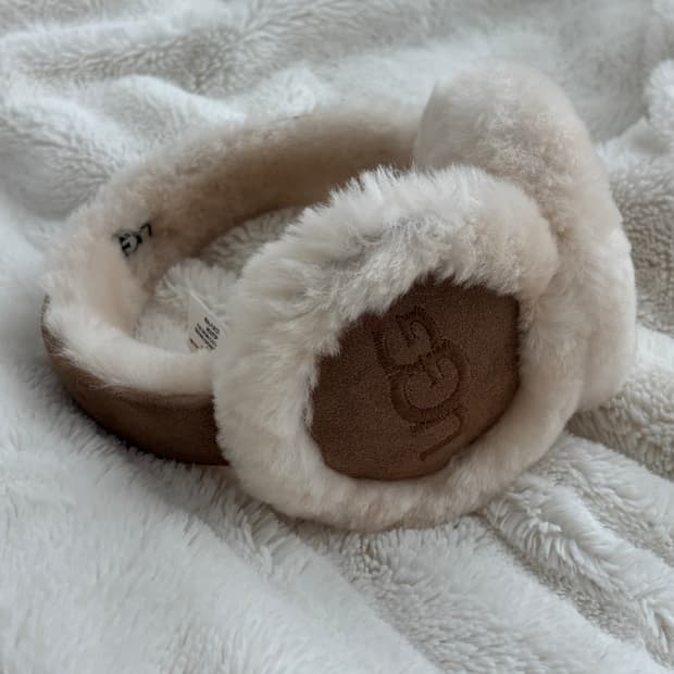 정품)어그 귀마개 이어머프 팝니다