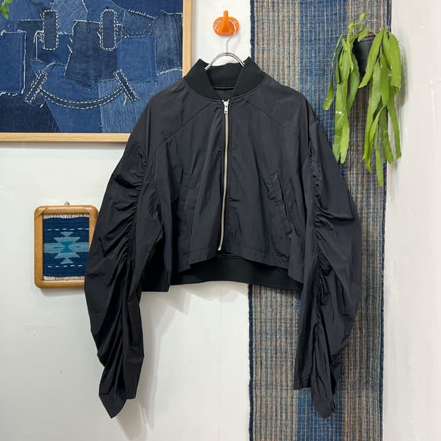 👧🏻JEANASIS  Shirring Crop Jacket