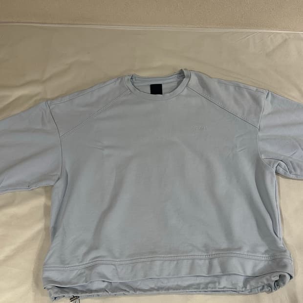 준지 24시즌 맨투맨 M사이즈