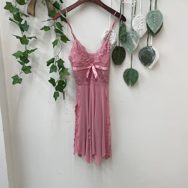 핑크 리본 디테일 슬립