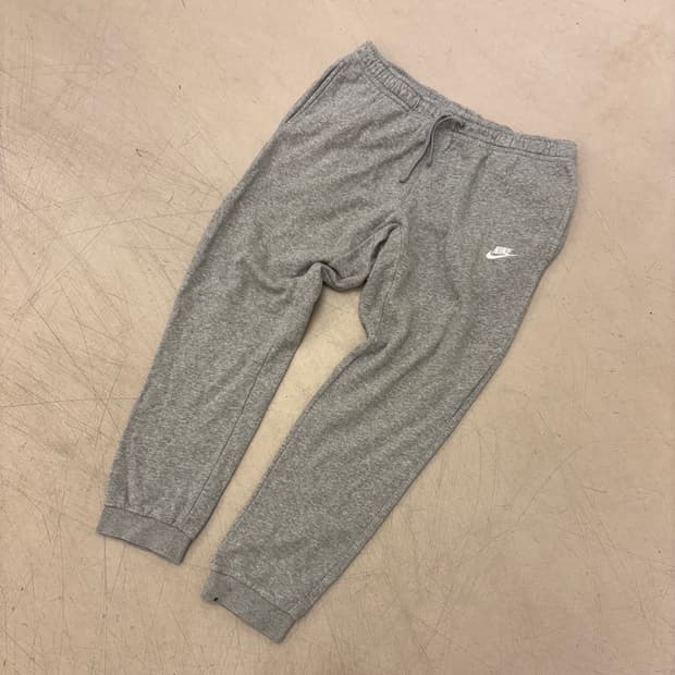 나이키 퓨추라 그레이 스웻 조거 팬츠
