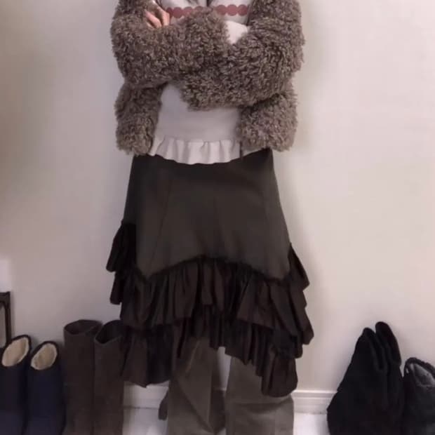 브라운 카키 믹스드 프릴 스커트