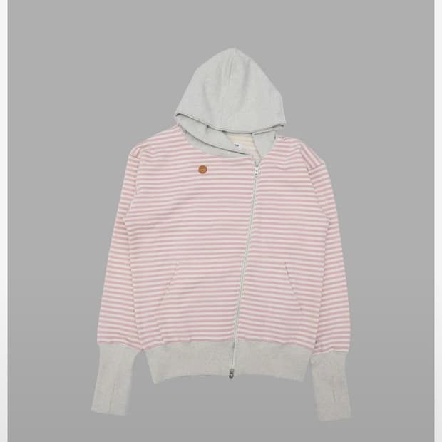 더뮤지엄비지터 후드집업