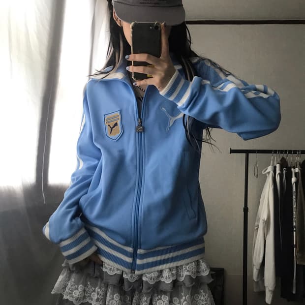 퓨마 연하늘 져지
