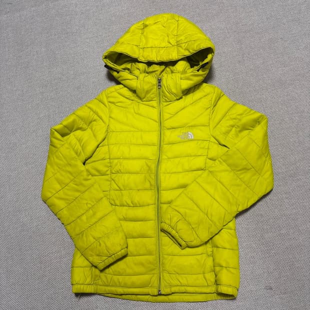 노스페이스 후디 경량패딩