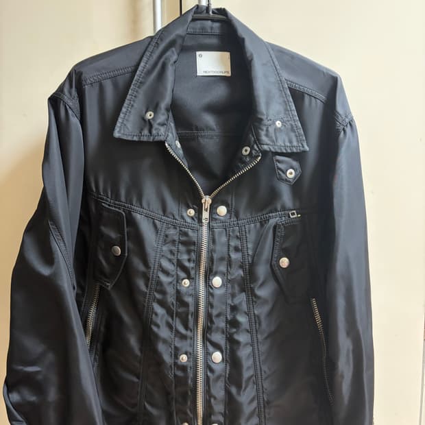 넥스트도어립스 나일론트러커자켓