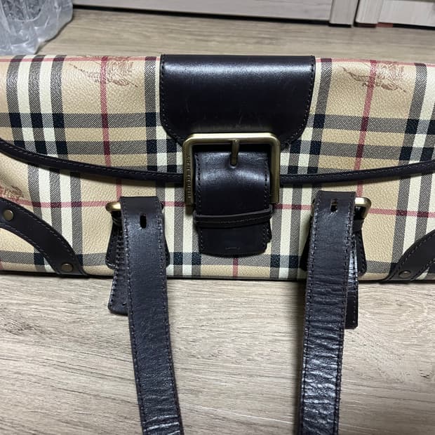 버버리 빈티지 바게트 백