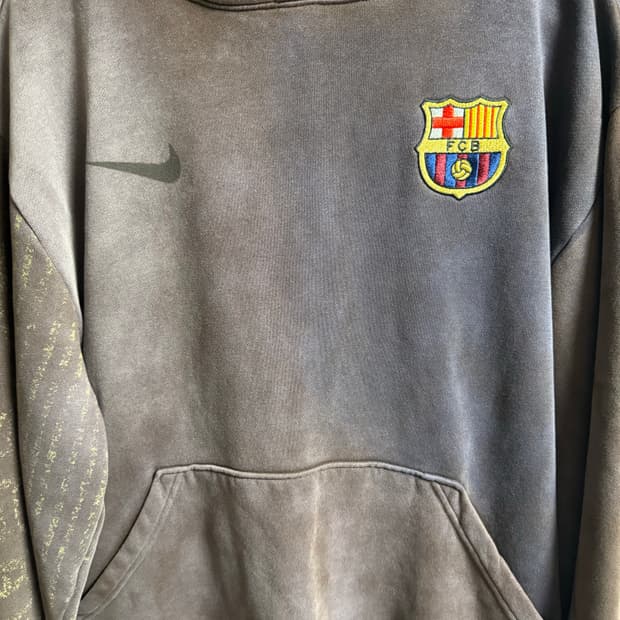 트래비스 스캇 바르셀로나 나이키 콜라보 후드