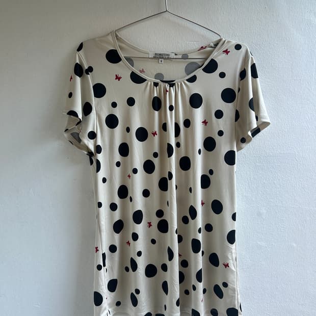 땡땡이 나비 티셔츠 