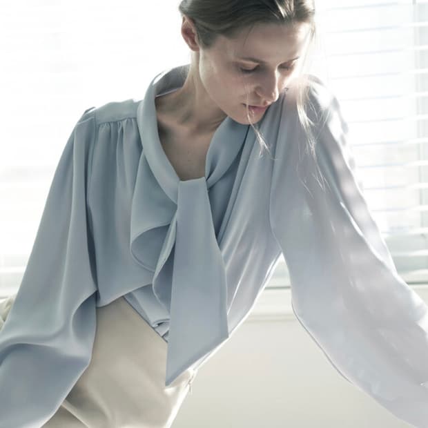 모멧(MOMET) 마르 타이 블라우스 프리사이즈 새상품 