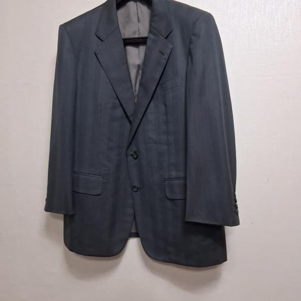 버버리 TASMANIA WOOL 춘추동 쟈켓 정장쟈켓 남성105
원산지 
