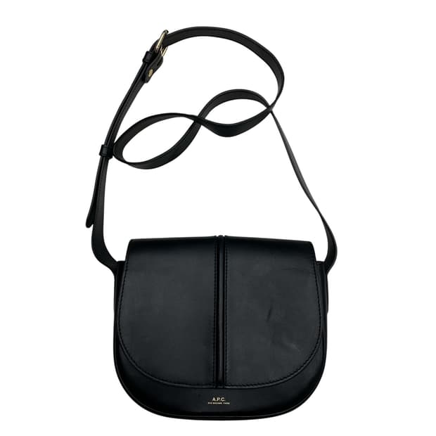 A.P.C 아페쎄 블랙 베티백