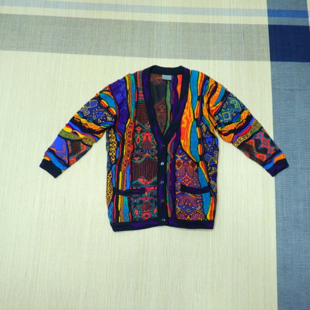 (L사이즈) 쿠지 COOGI 여성 니트 브이넥 가디건