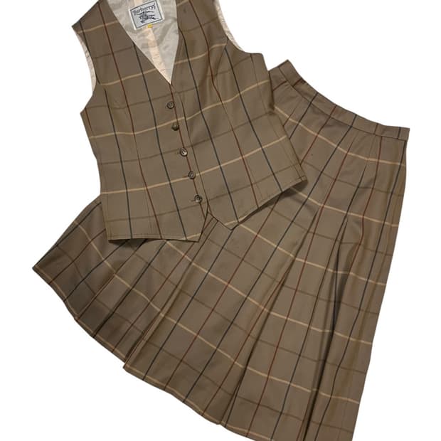 버버리 체크 베스트 플리츠 스커트 셋업 XS