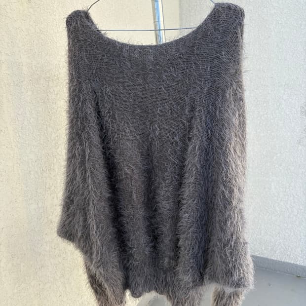 57 Grey loosehairy knit