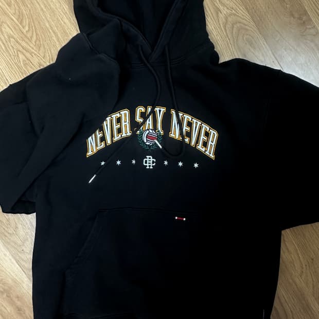 로맨틱 크라운 후드