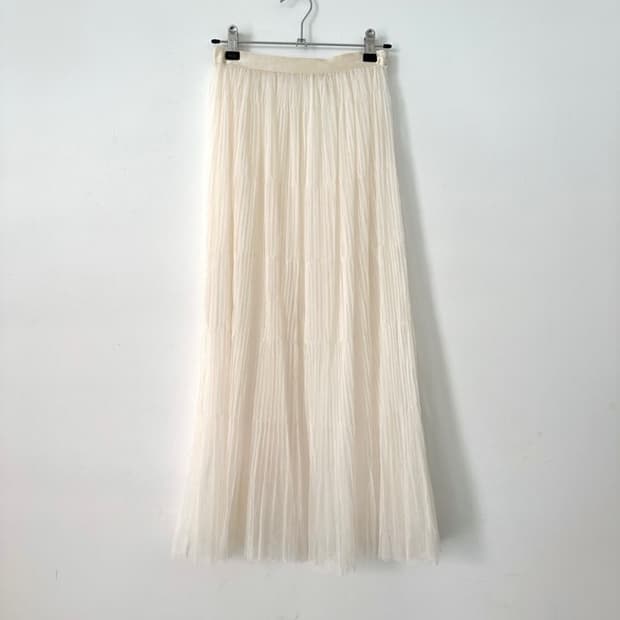 Due chiffon ruffle skirt / ivory
