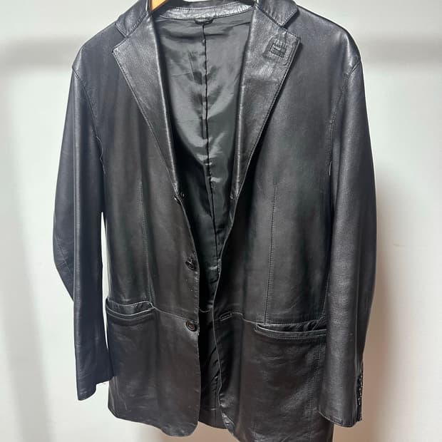 블랙 레더 자켓