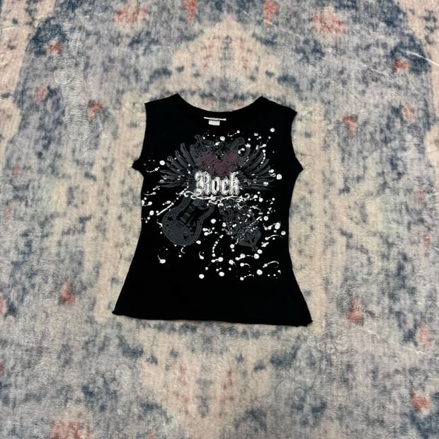 Unknown rock printing sleeveless 