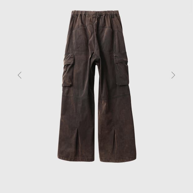 999휴머니티 블리치드 카고 팬츠 3사이즈 팝니다.