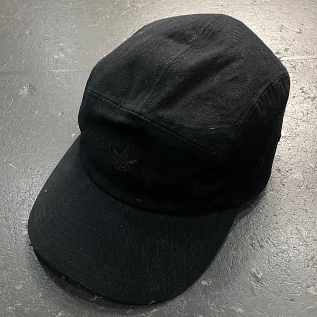 아디다스 캠프캡