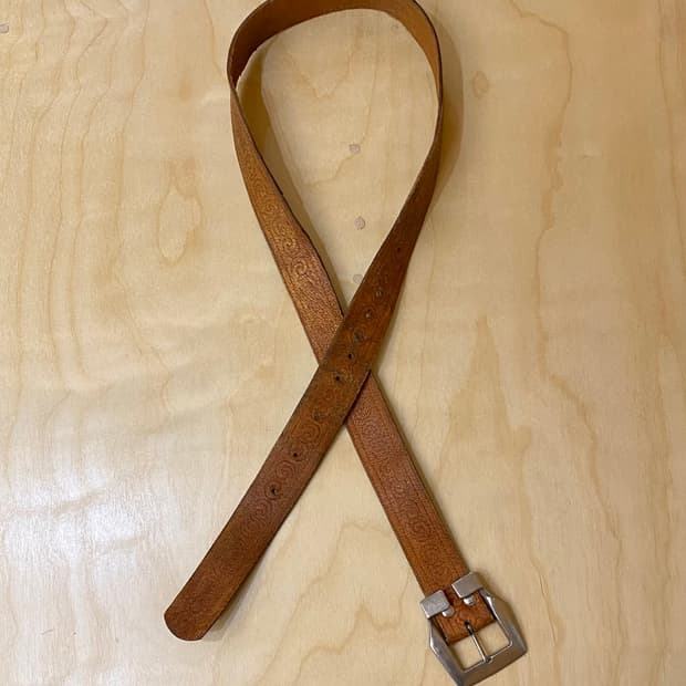 VTG carving leather belt 빈티지 음각 문양 레더 벨트